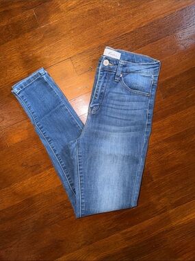 Women’s Kancan Denim Blue Jeans Size 3/25 Style# KC7264D Cut# 39682